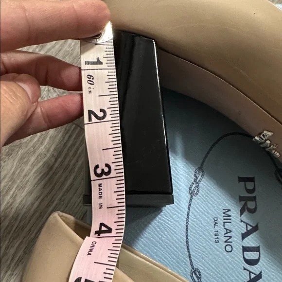 Vintage Prada Navy Patent Leather Block Heel 39 PRISTINE ASO Carolyn Bessette - Picture 12 of 12